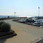 Im Erdgeschoss Mit Panorama-blick By Interhome ディクロ