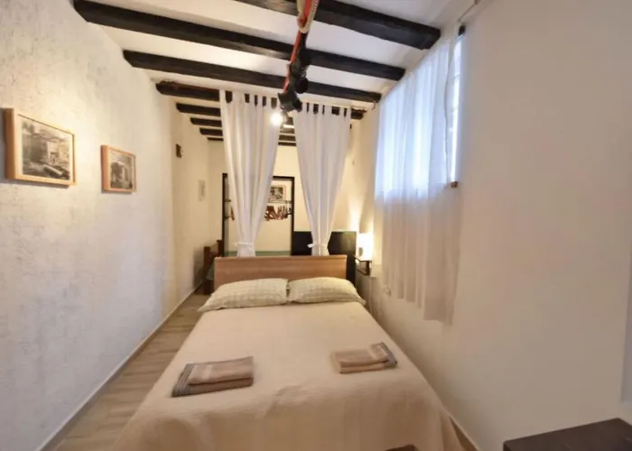 Im Erdgeschoss Mit Panorama-blick By Interhome Appartement