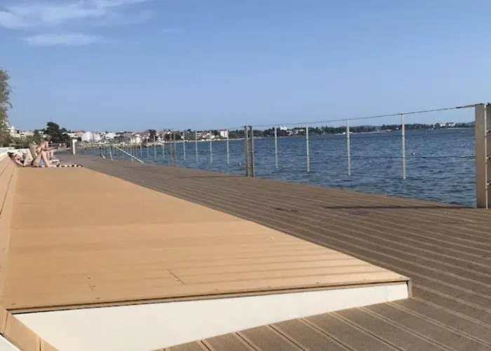 Im Erdgeschoss Mit Panorama-blick By Interhome