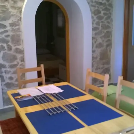 דירה Im Erdgeschoss Mit Panorama-blick By Interhome