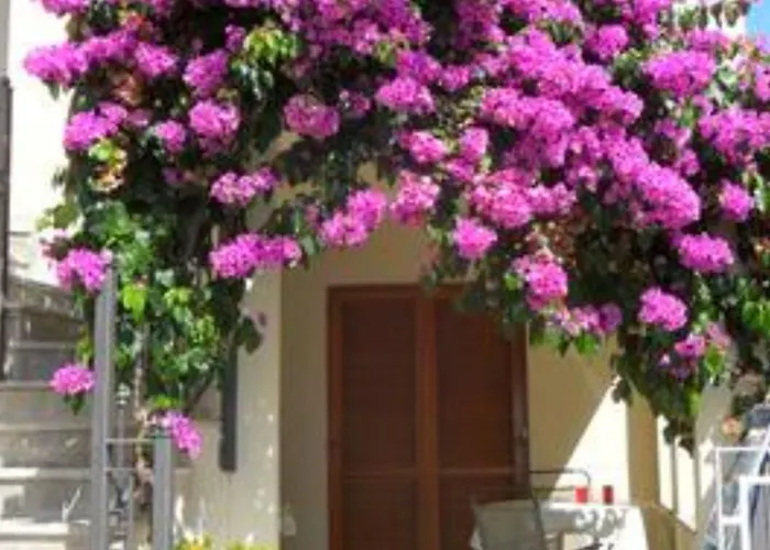 Apartman Im Erdgeschoss Mit Panorama-blick By Interhome *