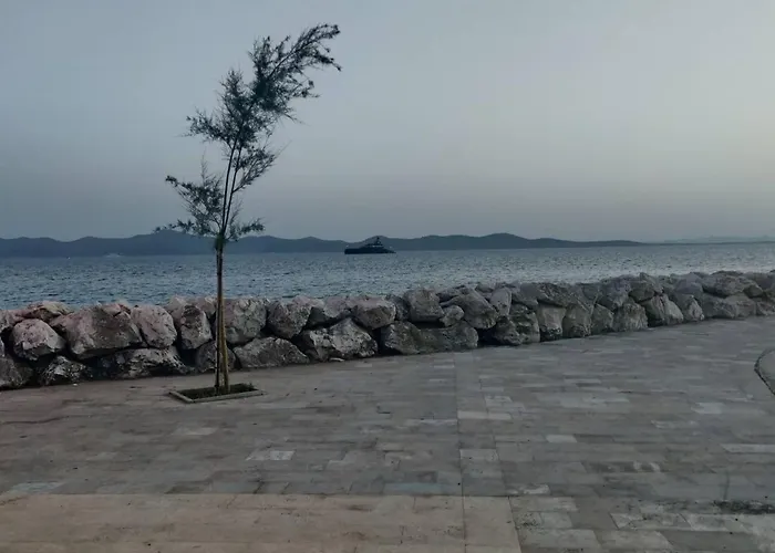 Im Erdgeschoss Mit Panorama-blick By Interhome * Diklo