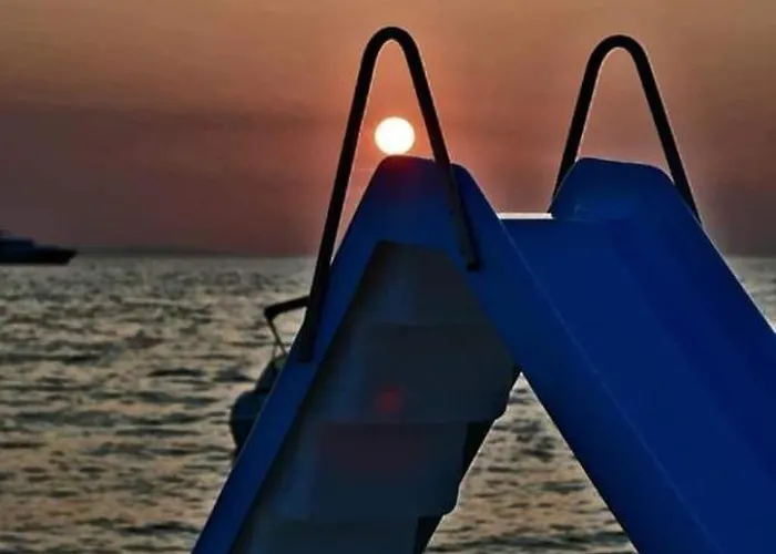 Im Erdgeschoss Mit Panorama-blick By Interhome *